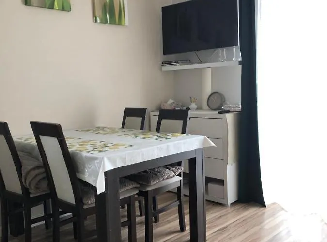 Mieszkanie U Anety Na Krotkiej Apartman
